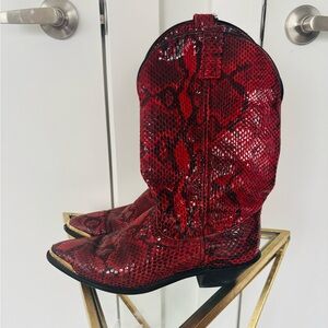 Women's Red Python Italian Cow Leather Cowboy boots size 7 Gold metallic toe cap